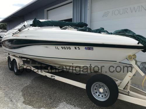 Rinker 232 Captiva Bowrider specs and reviews 